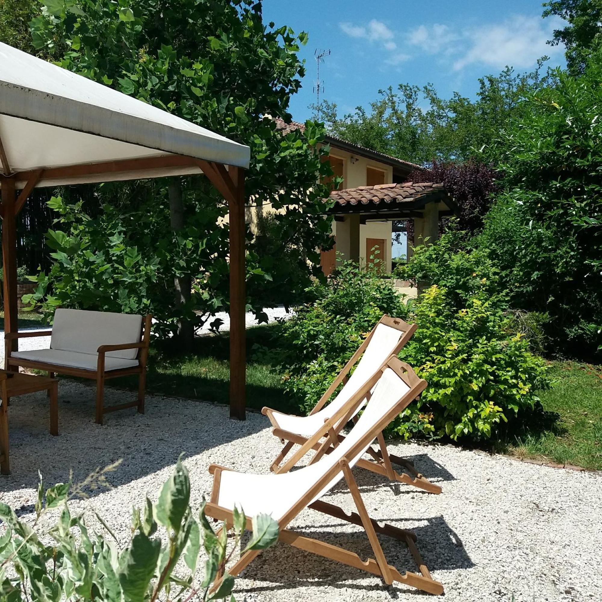 Locanda Del Toro Calderara di Reno Exterior photo